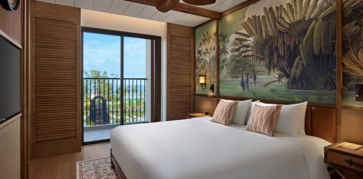 executve-family-room-with-seaview-and-bunkbed_02-2