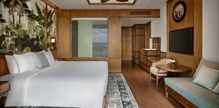 superior-king-room-with-seaview_003-2