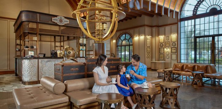 captain-lounge_12047-2