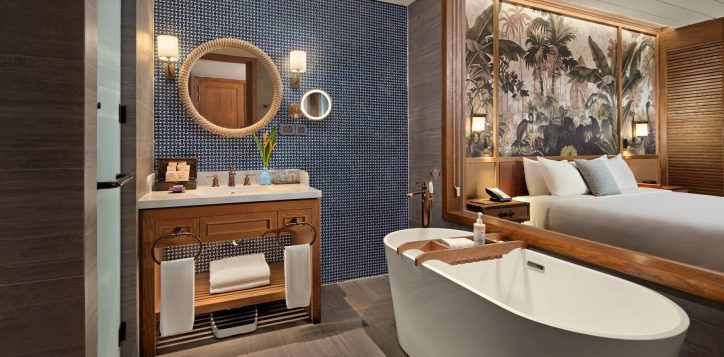 deluxe-room-8021_04-2