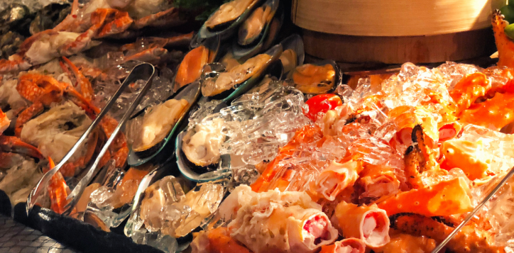 seafood-buffet-in-phan-thiet-2